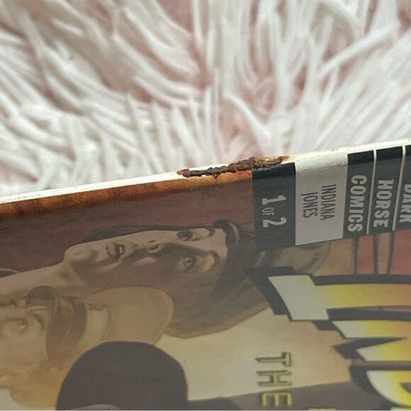 RARE DARK HORSE COMICS #1
INDIANA JONES AND THE
KINGDOM OF THE CRYSTAL SKULL - Picture 3 of 3